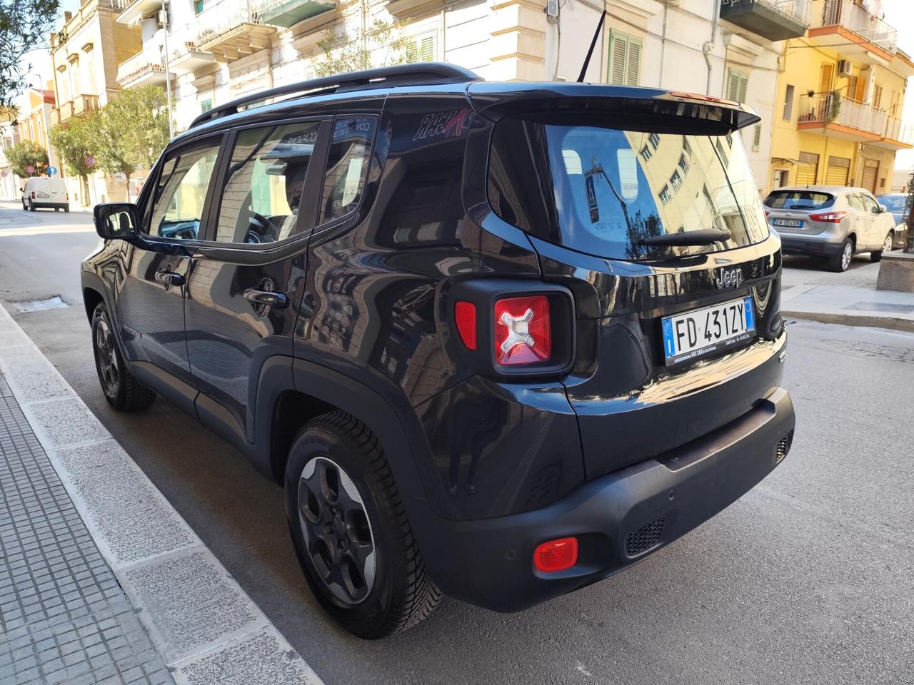 Jeep Renegade 1.6 Mjet 120CV TETTO APRIBILE