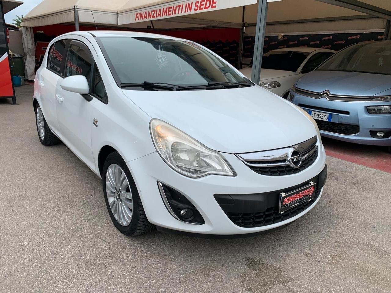 Opel Corsa 1.2 5 porte Sport