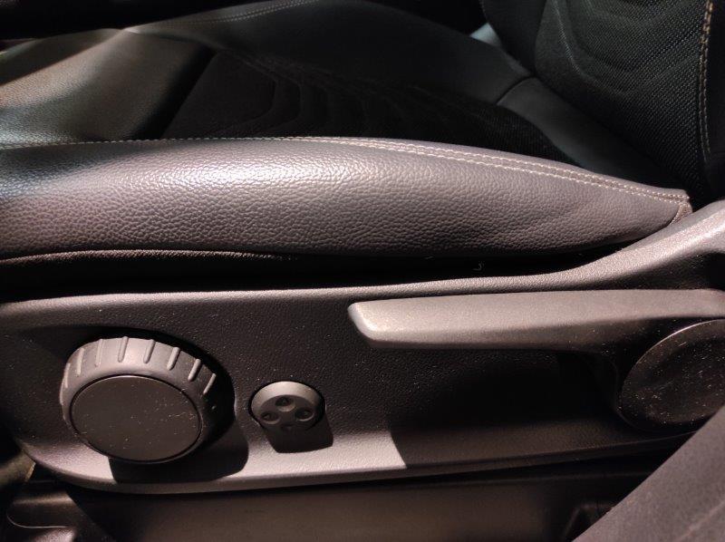 Mercedes-Benz GLA (H247) - GLA 250 Automatic Sport