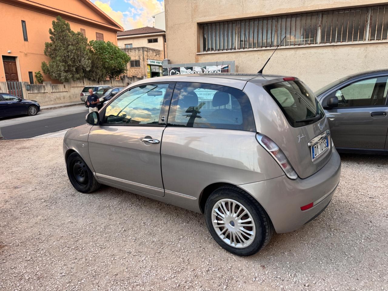 Lancia Ypsilon 1.4 Oro Ecochic GPL