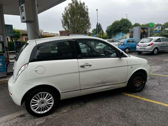 Lancia Ypsilon Ypsilon 1.2 8v Elle 69cv