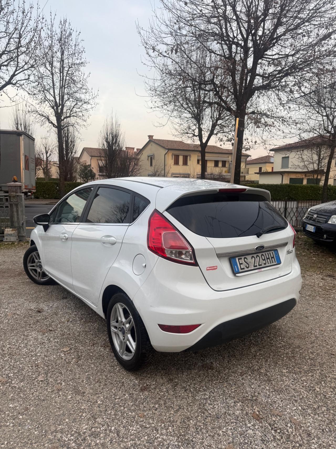Ford Fiesta 1.4 5p. Bz.- GPL Titanium