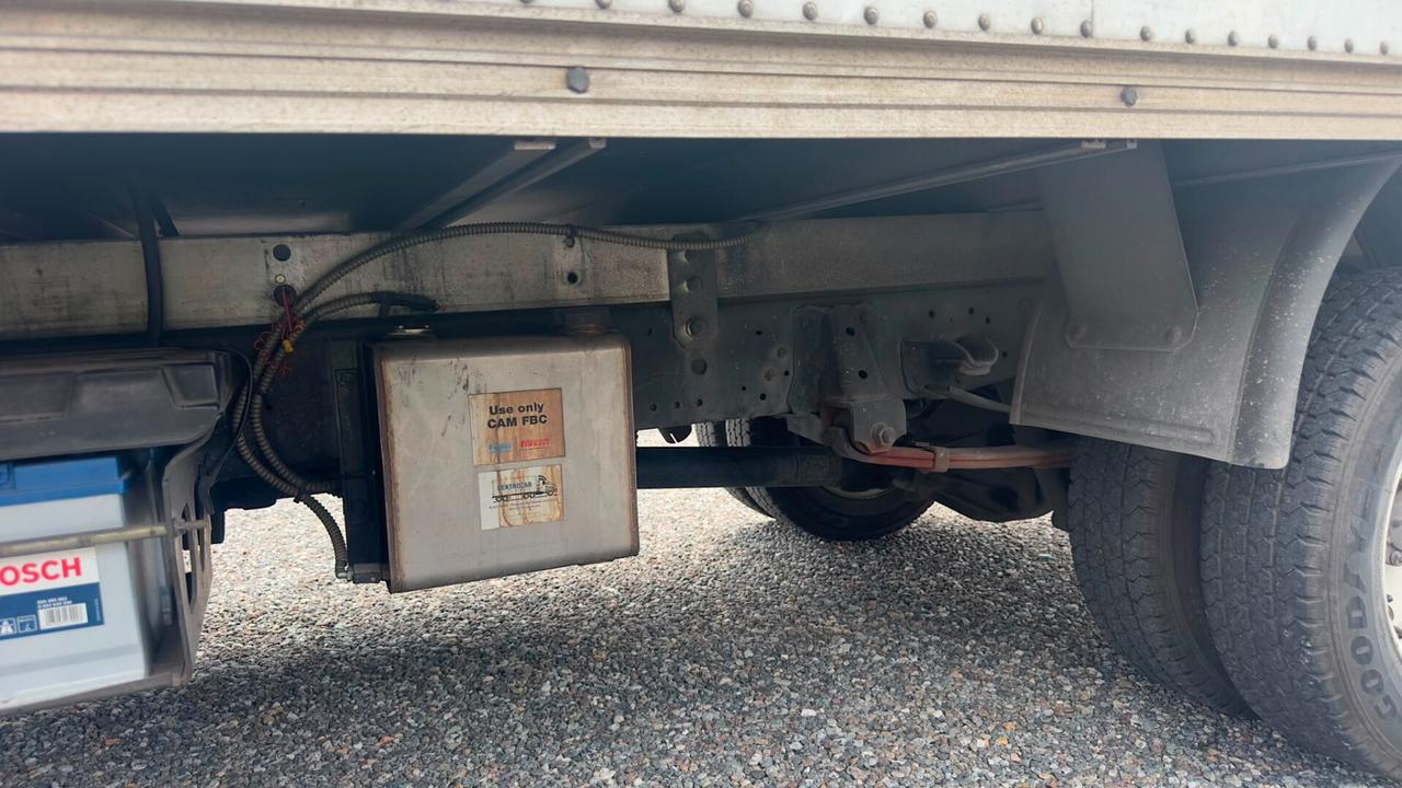 Isuzu NPR/NKR NPR 65 3.9 TD PL Telaio Cabinato