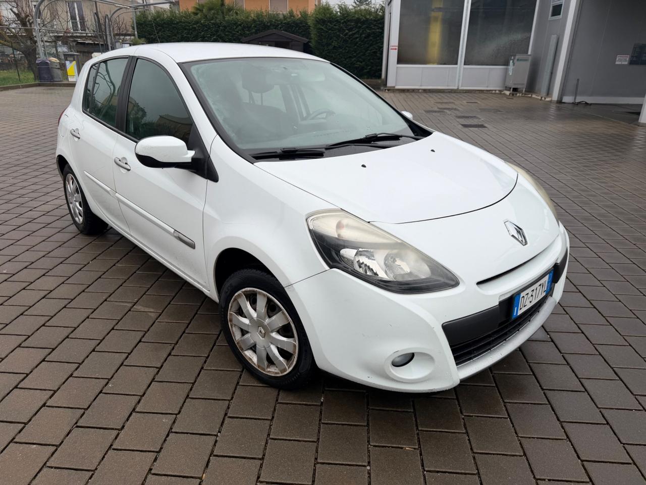 Renault Clio 1.2 16V 5 porte Confort