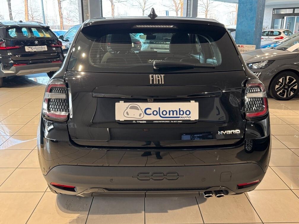 Fiat 600 1.2 hybrid 145cv auto Led Navi App conn 17"