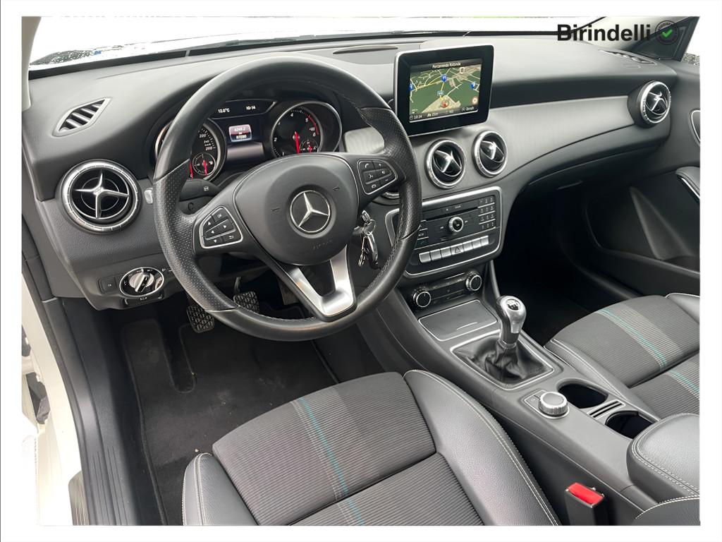 Mercedes-Benz CLA (C/X117) - CLA 180 d Sport