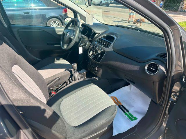 FIAT Punto 1.2 8V 5 porte Street