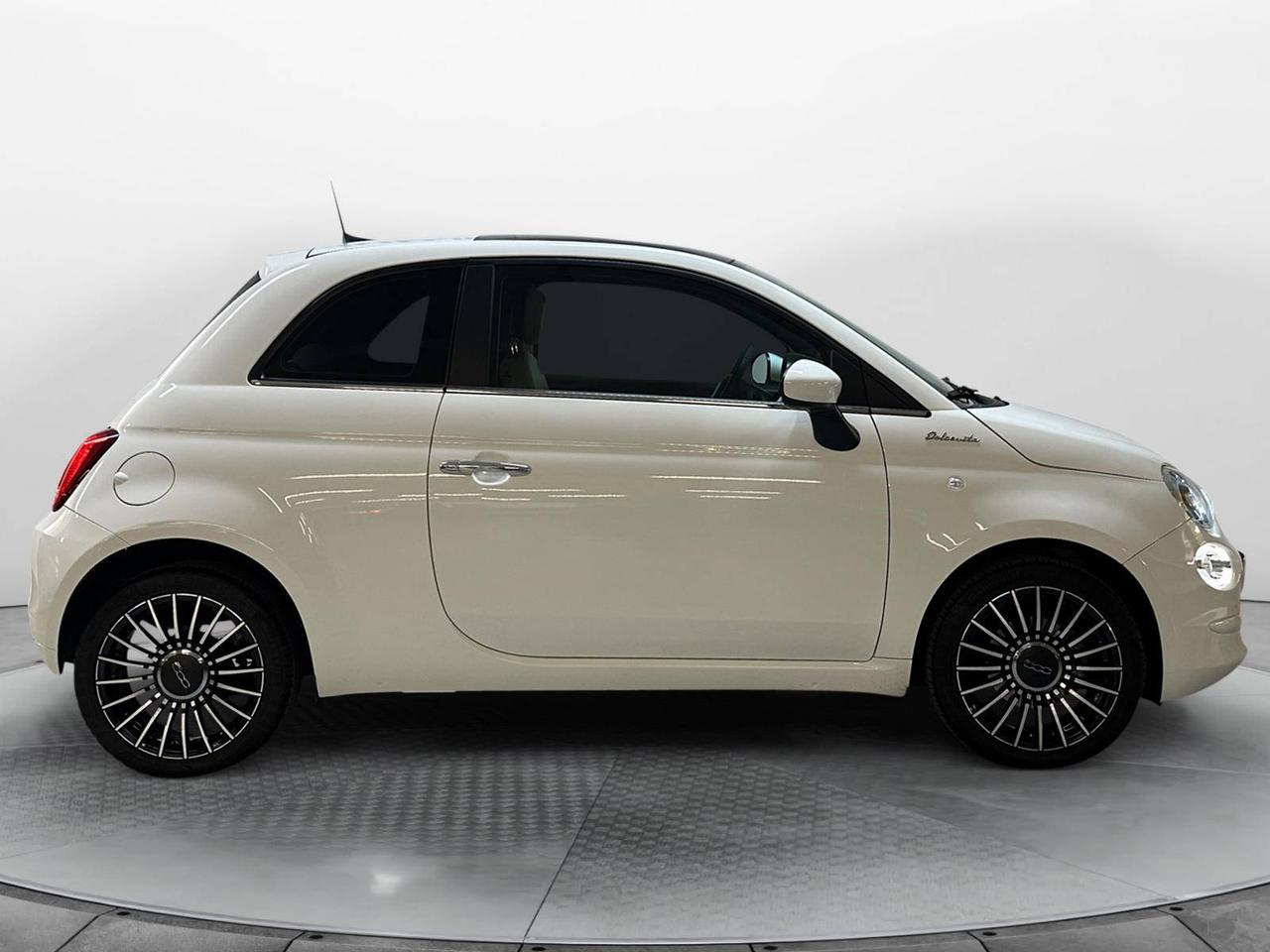 Fiat 500 1.0 hybrid Dolcevita 70cv
