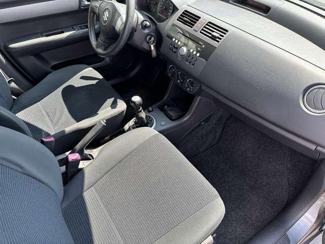 Suzuki Swift Swift 1.3 GPL 5p. GL Safety Pack