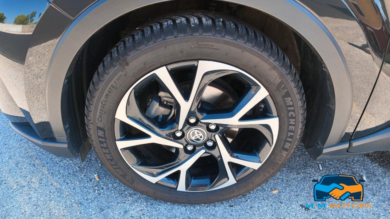 Toyota C-HR 1.8hcvt