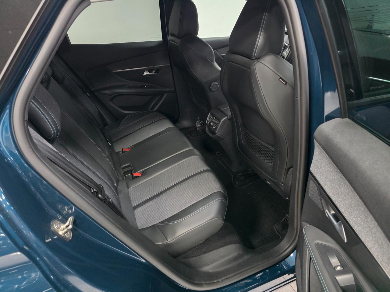 Peugeot 3008 BlueHDi 130 S&S Allure