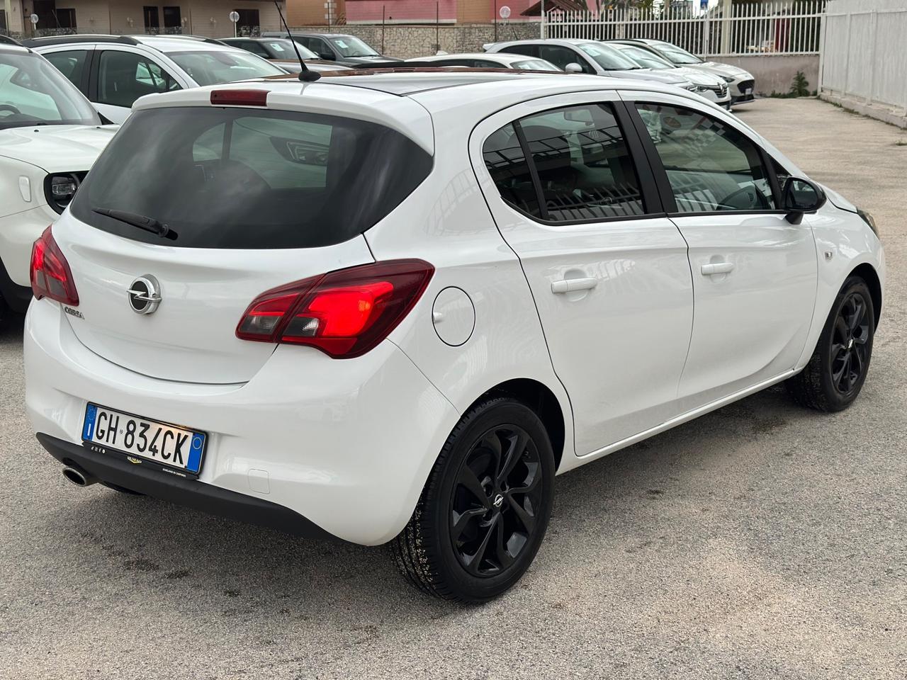 Opel Corsa 2016 1.2 69CV 5 porte b-Color