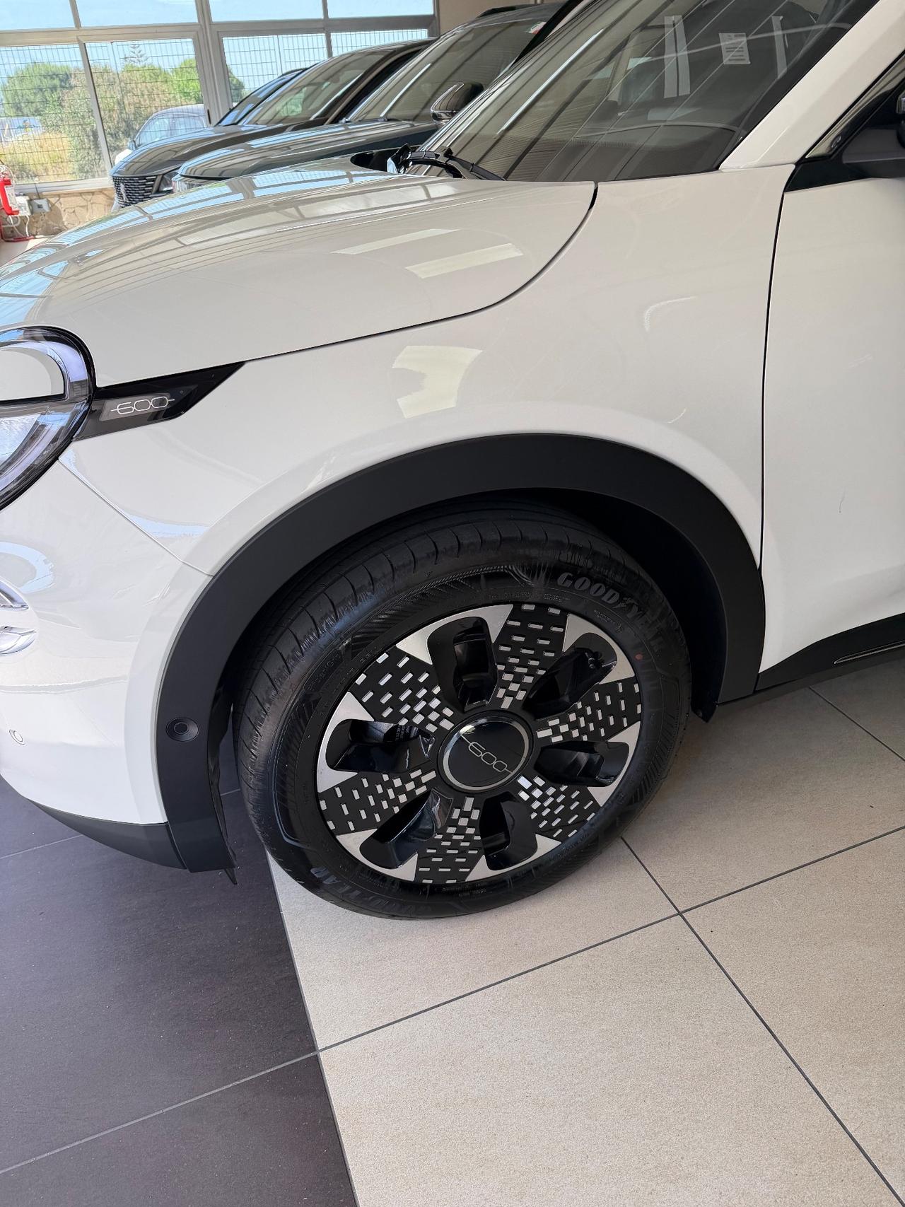 Fiat 600 Hybrid 110 CV DCT MHEV La Prima KM0 2026