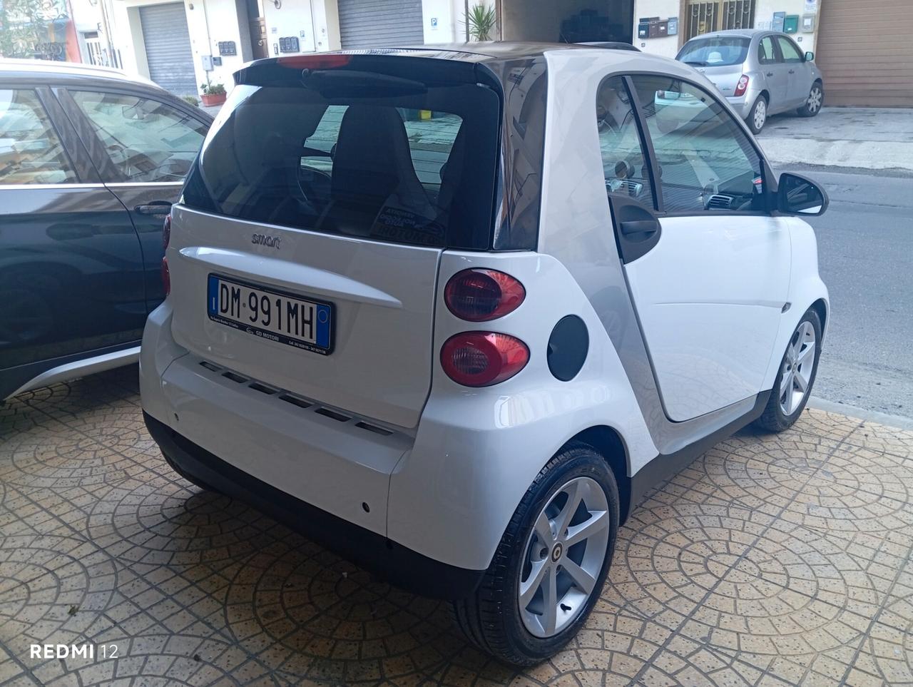Smart ForTwo 1000 52 kW coupé pure