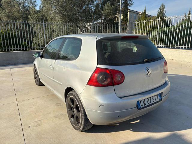 VOLKSWAGEN Golf VOLKSWAGEN GOLF 5 2.0