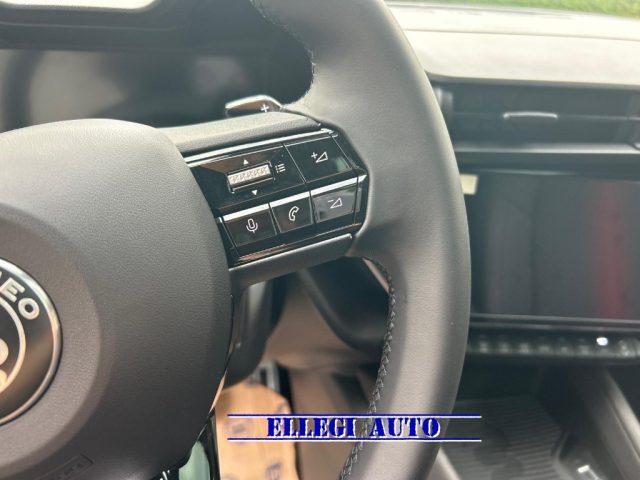 ALFA ROMEO Junior 1.2 145 CV Hybrid eDCT6 Speciale KM 0