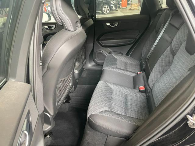 VOLVO XC60 B4 197CV AWD MOMENTUM PRO