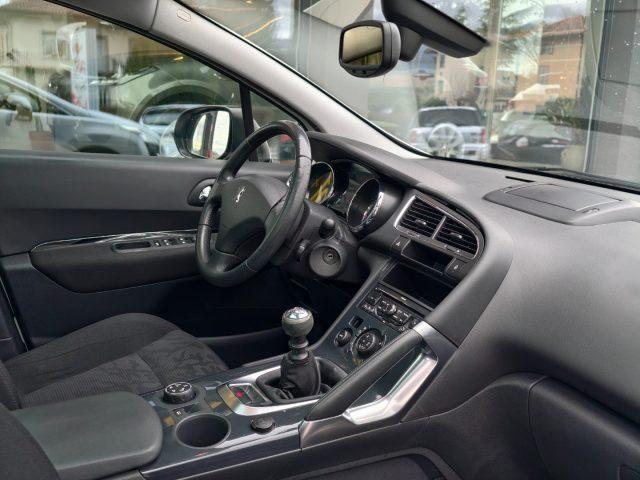 PEUGEOT 3008 1.6 HDi 110CV Business