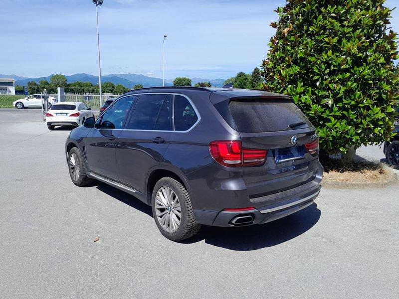BMW X5 xDrive 40d 7 POSTI