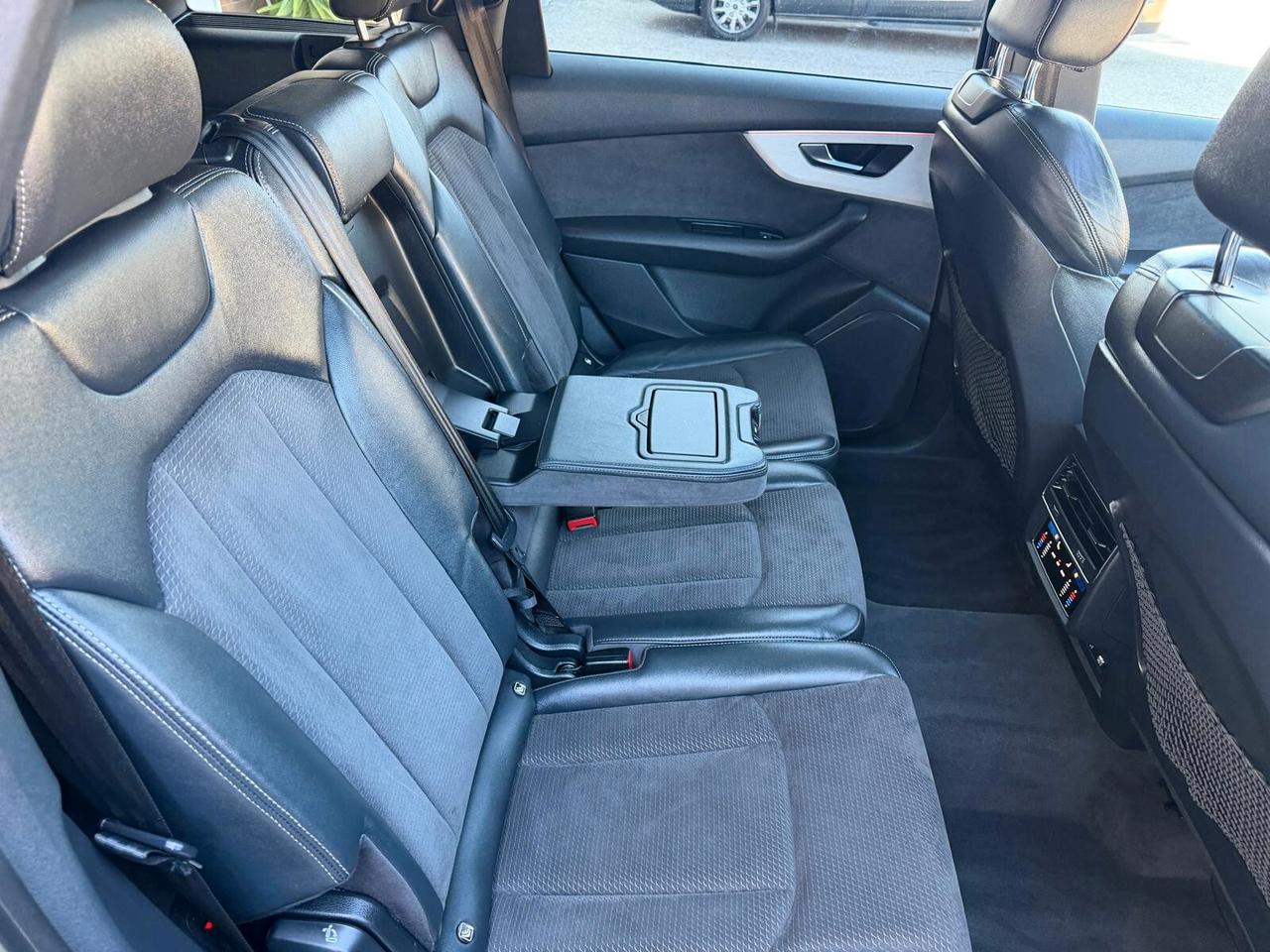 Audi Q7 45 TDI quattro tiptronic Sport Plus S-LINE EDITION 7 POSTI TETTO APRIBILE E FARI MATRIX