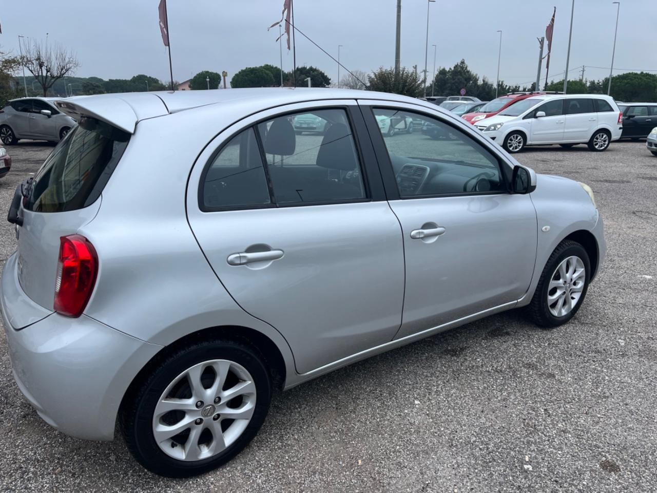 Nissan Micra 1.2 12V 5 porte Acenta ok neopatentati