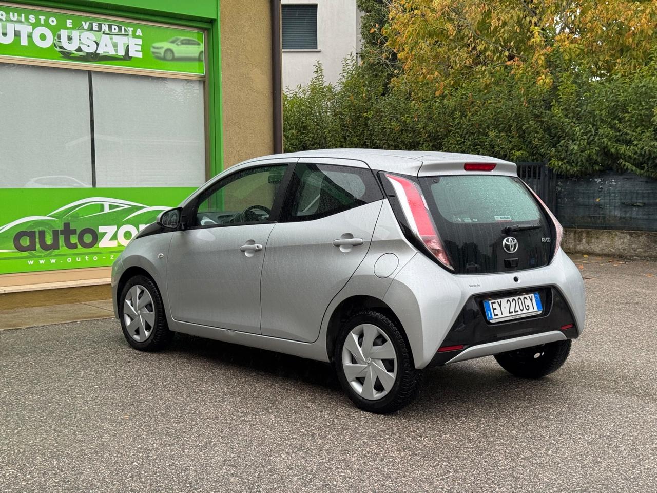 Toyota Aygo 1.0 VVT-i 69 CV 5 SOLO 67900km NEOPATENTATI