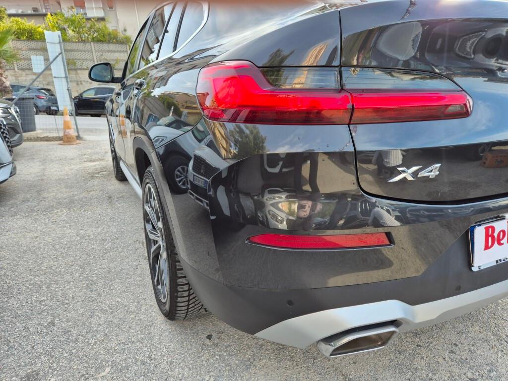 Bmw X4 x-Drive 20d 48V CERCHI 20 LED CAMERA