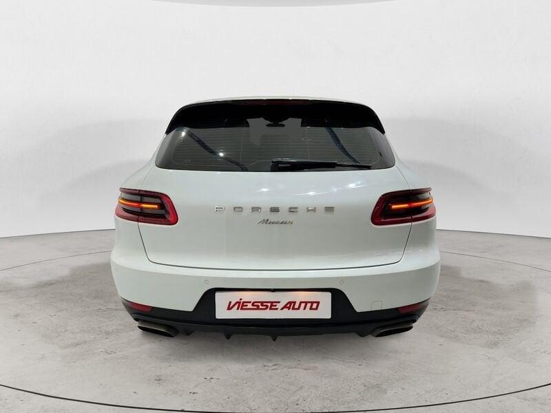Porsche Macan 2.0 252cv