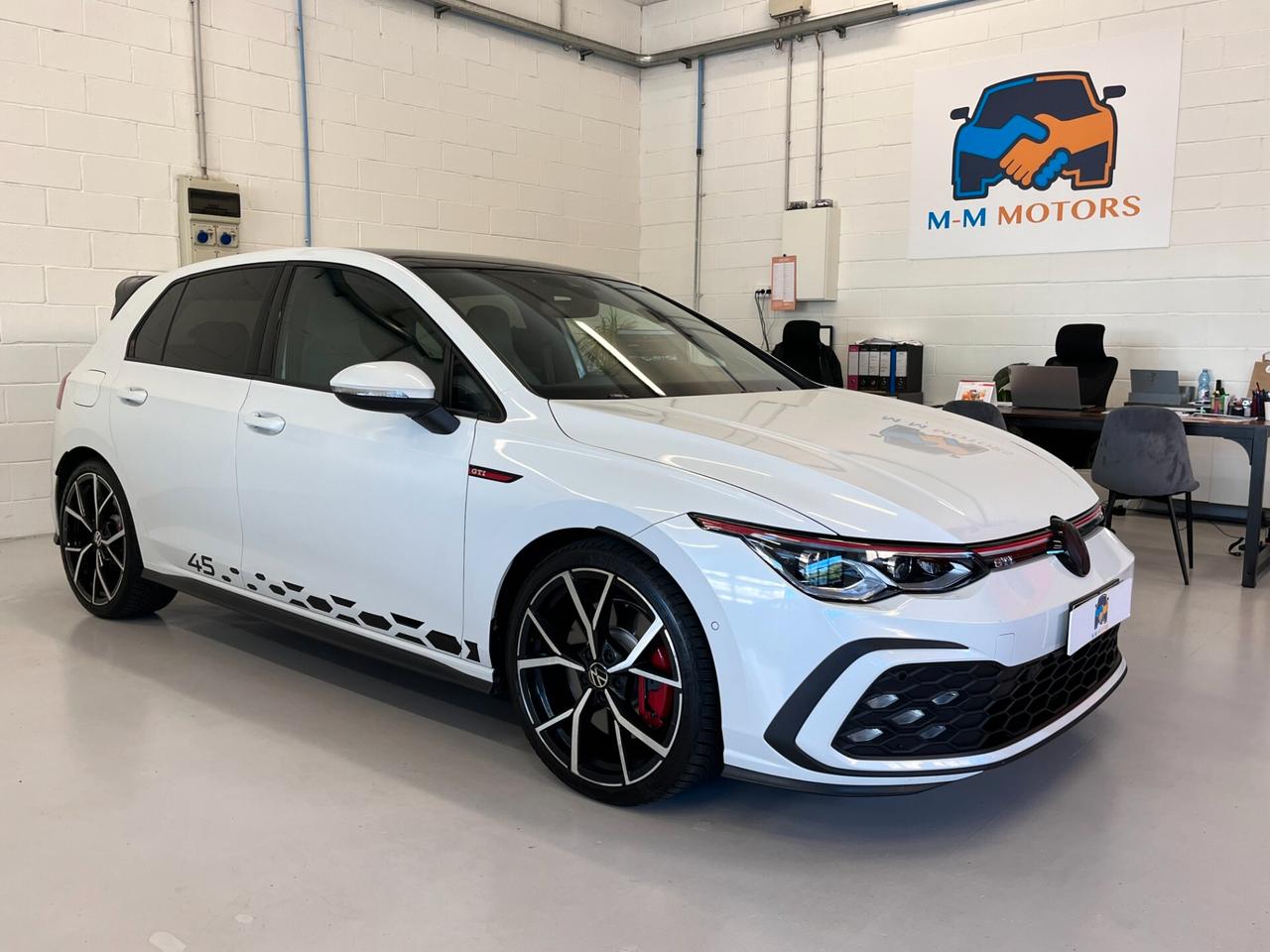 Volkswagen Golf 2.0 GTI TSI 245CV DSG