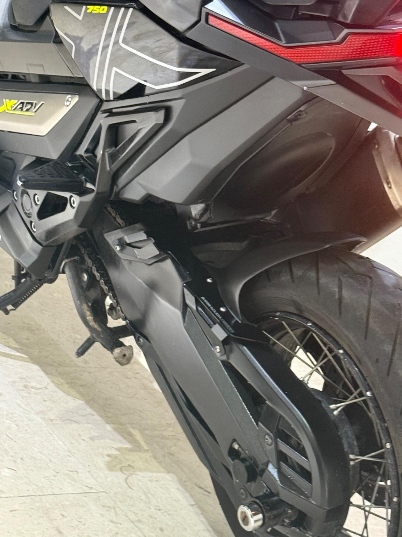 Honda X-ADV 750 Top