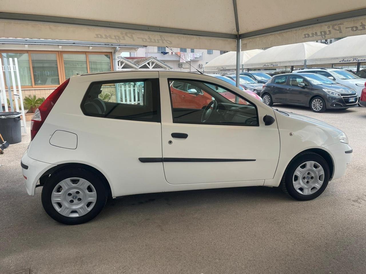 Fiat Punto 1.3 MJT 16V 3p. 4p.ti Active Van