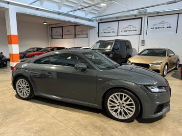 Audi TT Coupé 2.0 TDI S-line interno/esterno SEDILI RISC
