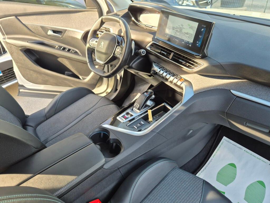 Peugeot NEW 3008 BlueHDi 130CV EAT8 ALLURE