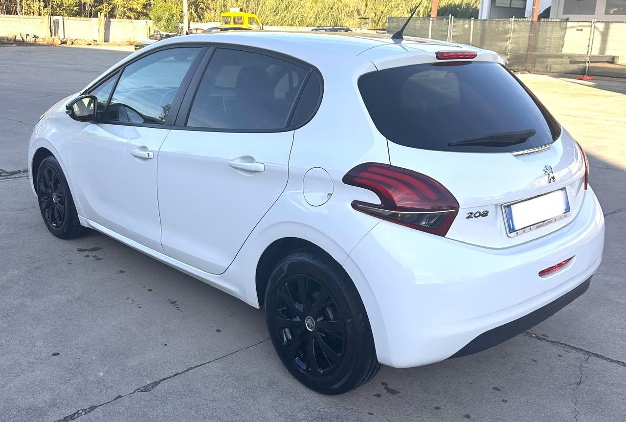 Peugeot 208 1.4 BlueHDi 75 5 porte Allure 2017