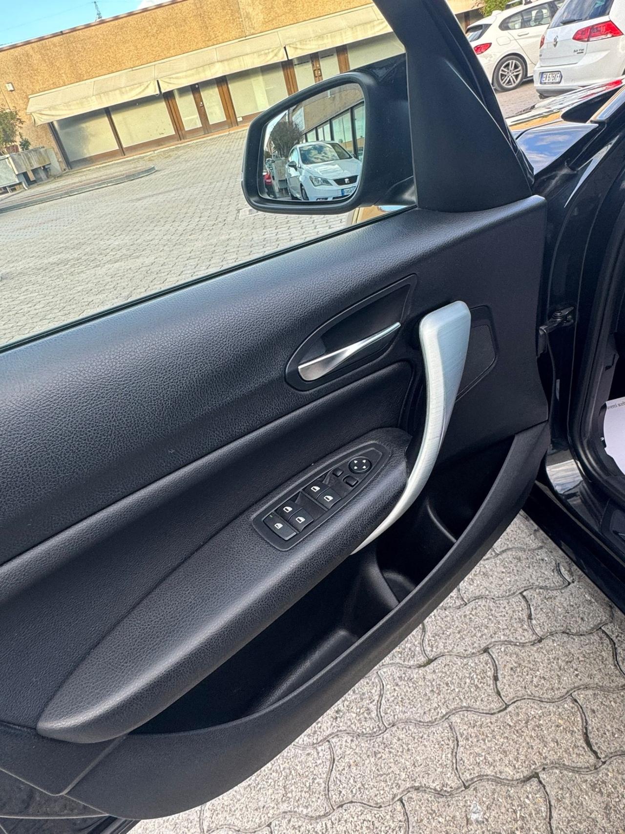 Bmw 114 114d 5p. Unique