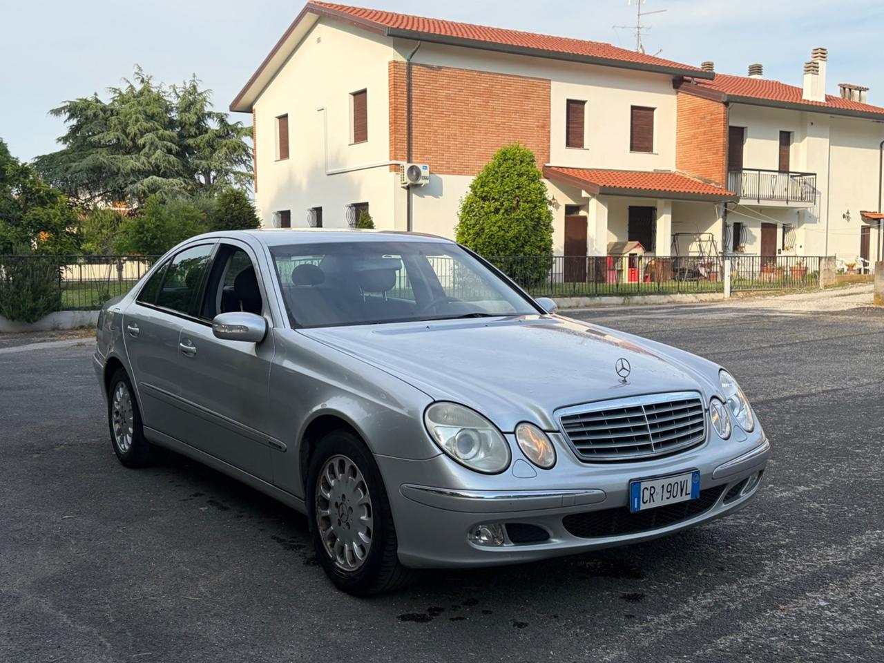 Mercedes-benz E 270 CDI cat Avantgarde