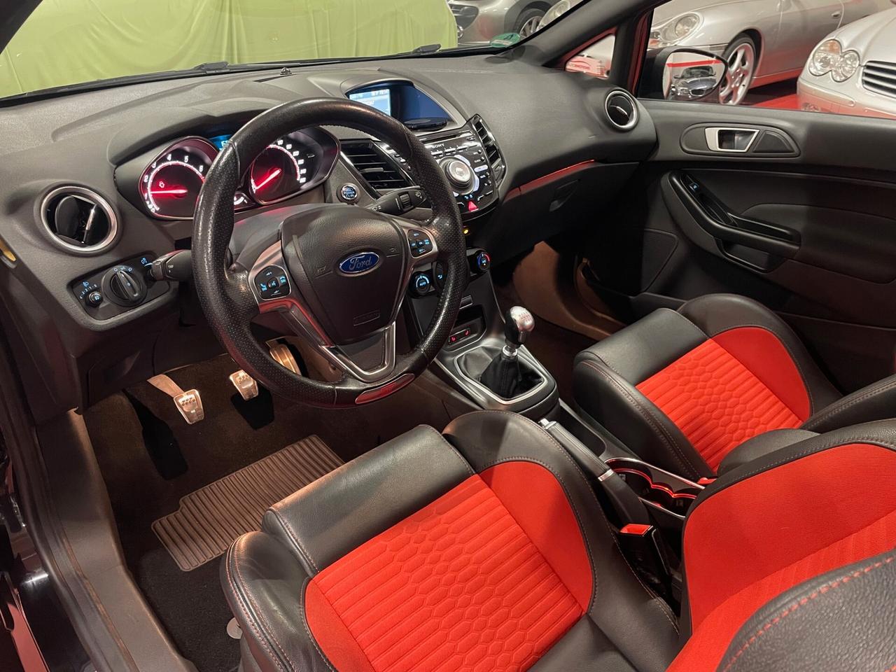 Ford Fiesta 1.6 182CV 3 porte ST