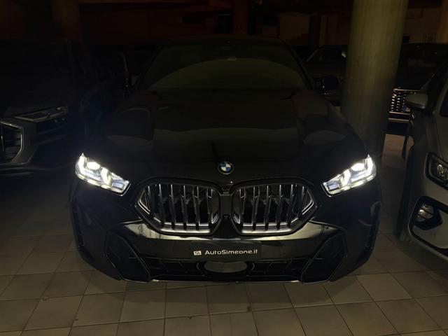 BMW X6 xDrive40i 48V Msport Pro TETTO-HARMAN KARDON-DVD.