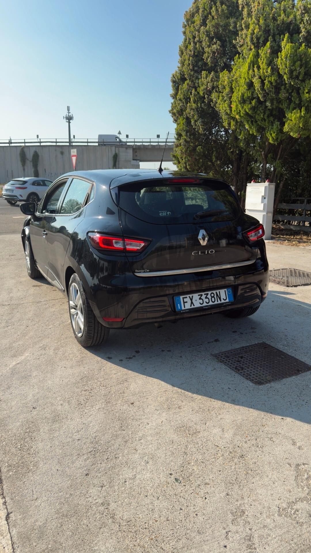 Renault Clio TCe 12V 90 CV GPL 5 porte Moschino Zen