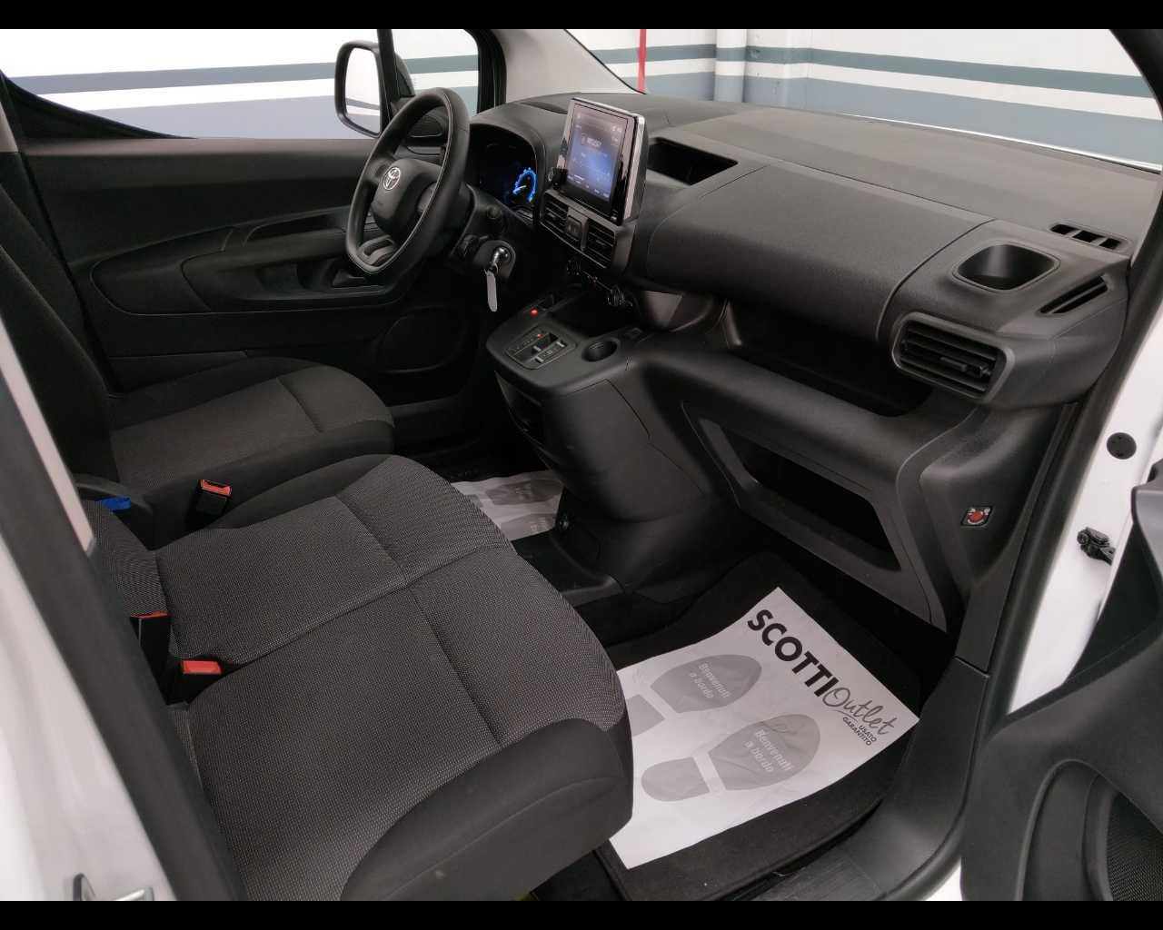 TOYOTA PROACE CITY Electric Short 50kWh Porta Singola COMFORT