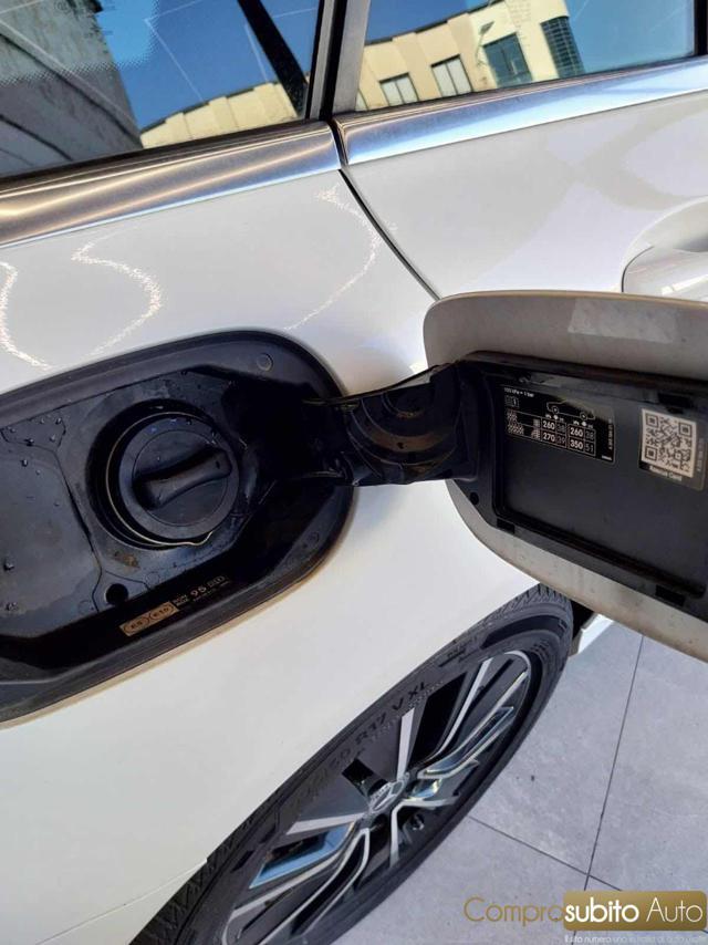 MERCEDES-BENZ C 200 Auto EQ-Boost Premium Plus (GARANZIA 12 MESI)