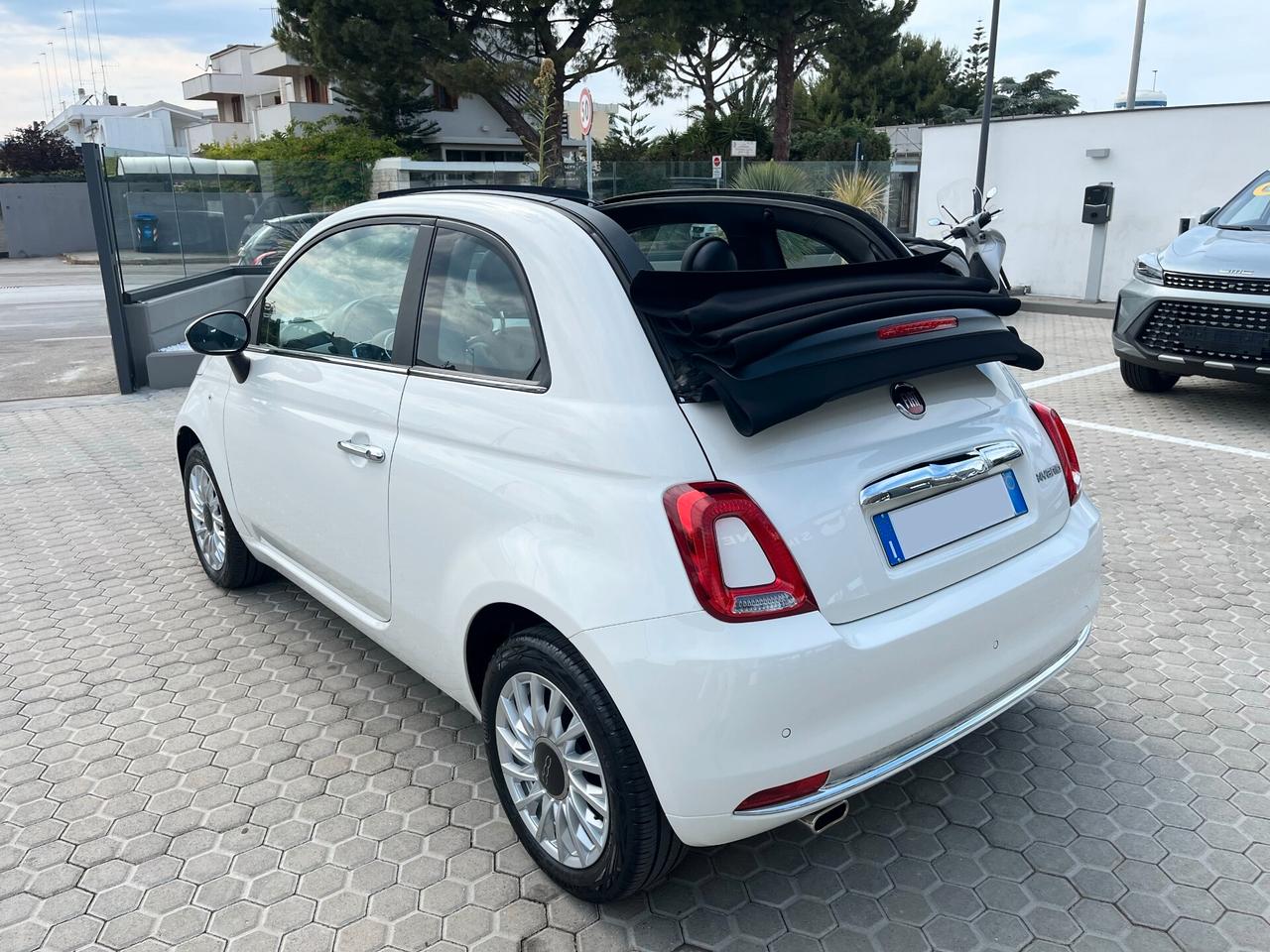 Fiat 500 C 1.0 Hybrid Dolcevita Cabrio