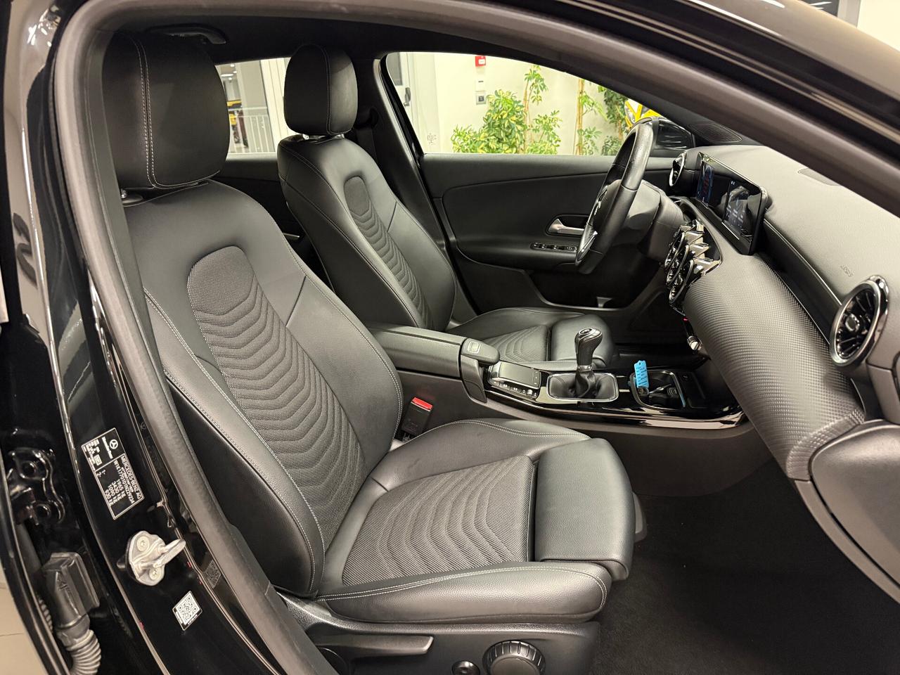 Mercedes-benz A 180 d Business 116CV - 2021