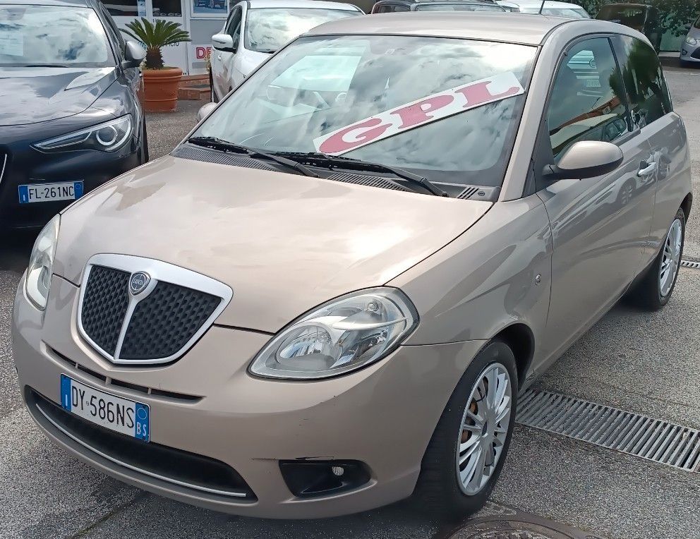 Lancia Ypsilon 1.4 E-Collection Ecochic GPL