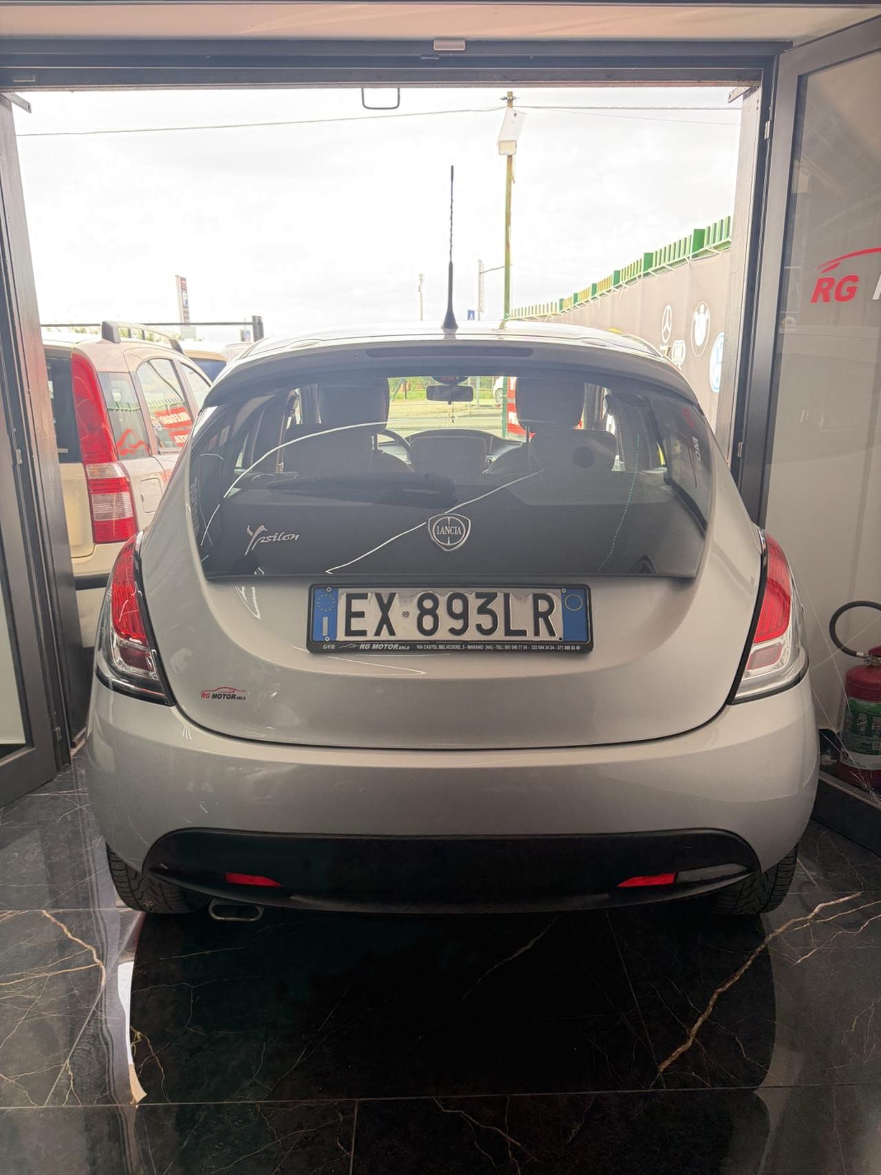 Lancia Ypsilon 1.2 69 CV 5 porte GPL Ecochic Gold