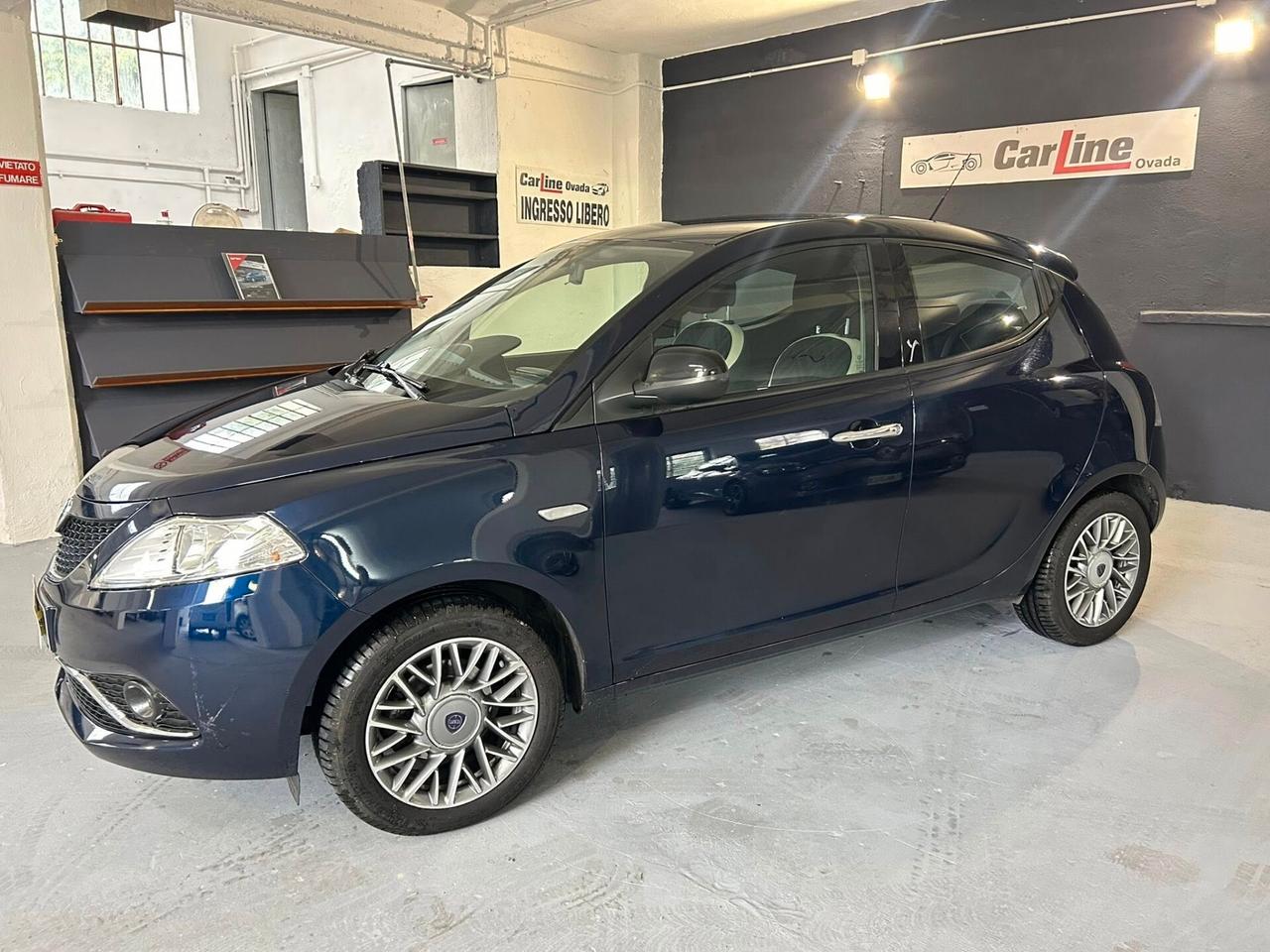 Lancia Ypsilon 1.2 69 CV 5 porte Gold -2017