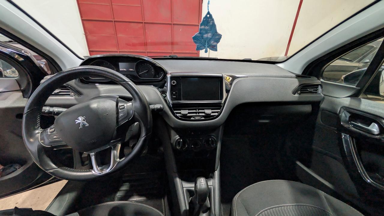 Peugeot 208 PureTech 82 5p. GPL Active