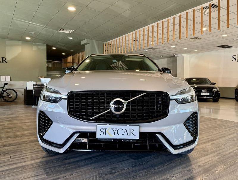 Volvo XC60 B4 automatico Plus Dark