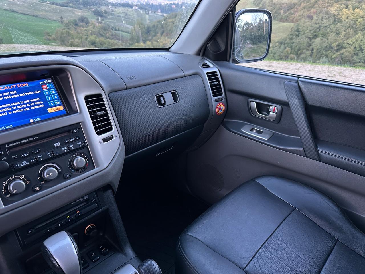 Mitsubishi Pajero 3.5i GDI V6 24V cat 5p. GLS2 7 posti