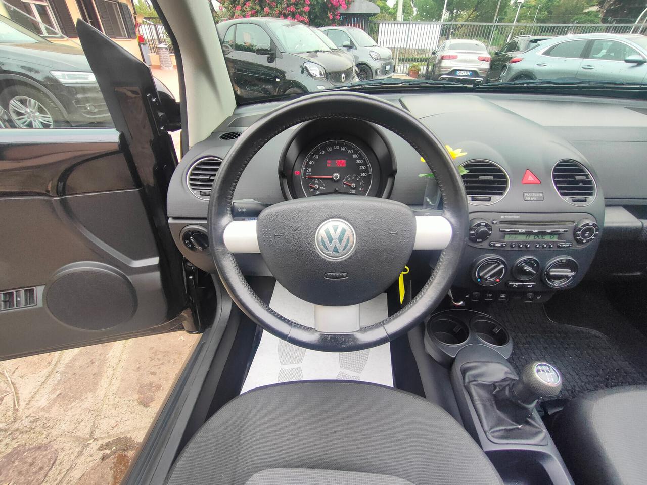 Volkswagen New Beetle 1.4 16V Cabrio